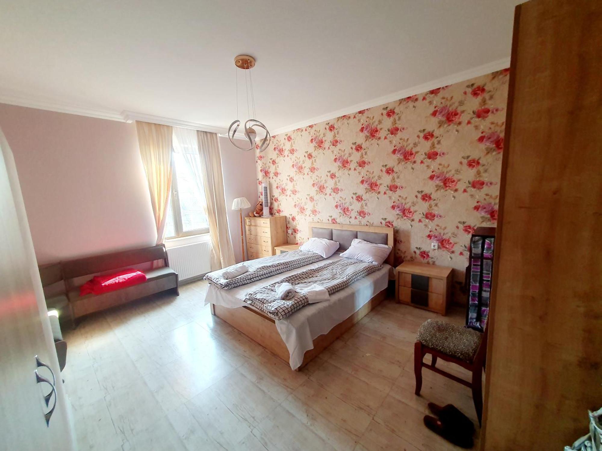 Rustavi Guest House Exterior photo
