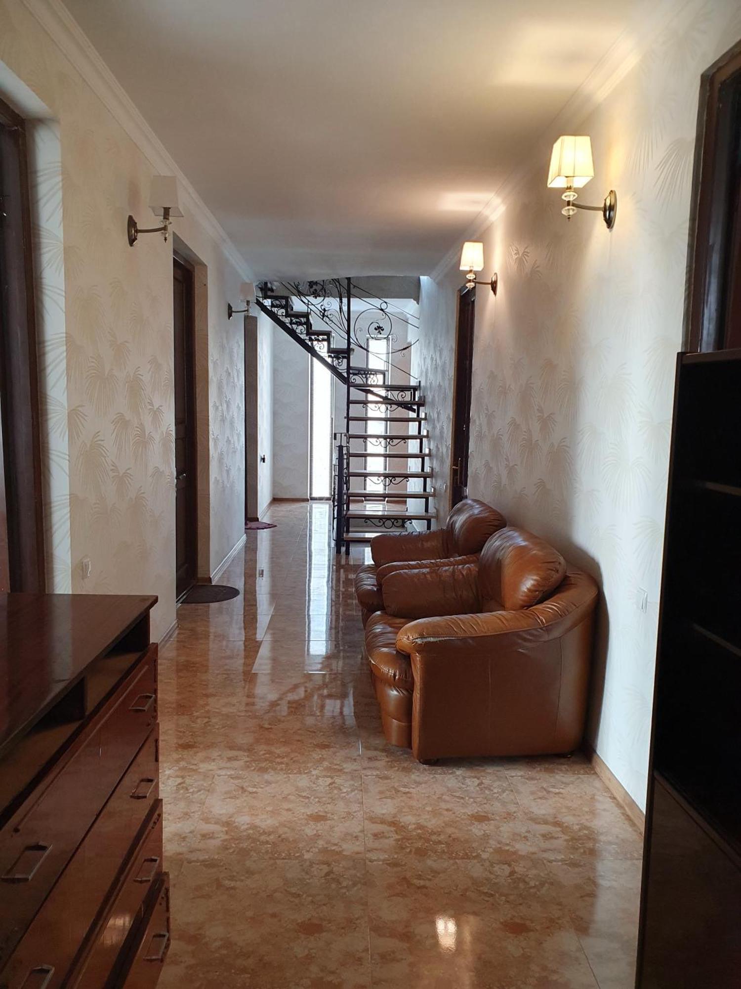 Rustavi Guest House Exterior photo