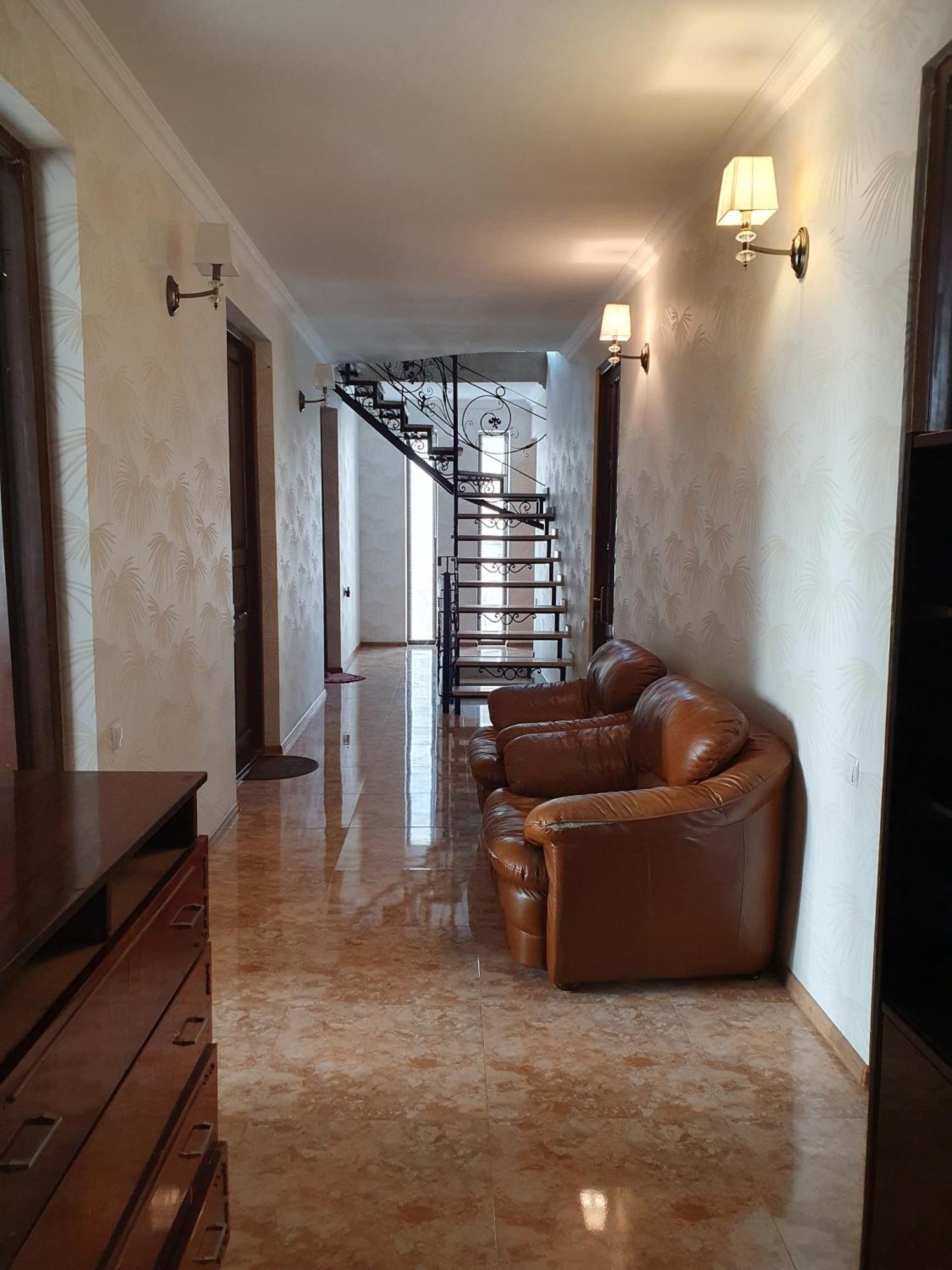 Rustavi Guest House Exterior photo
